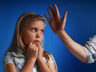 孩子说谎家长生气