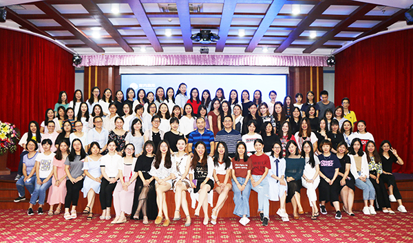 1537933281509496.jpg 年中会-5.JPG